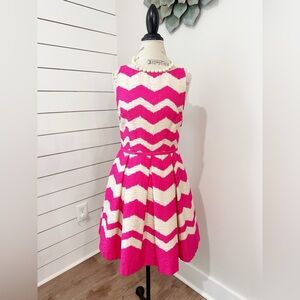 Just Taylor Dress Size 10 Pink & Off-White Chevron Fit & Flare
